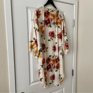 Cream floral kimono